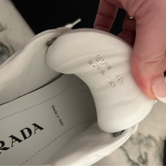 Prada white leather sneaker size 41.5 new - Picture 6 of 8